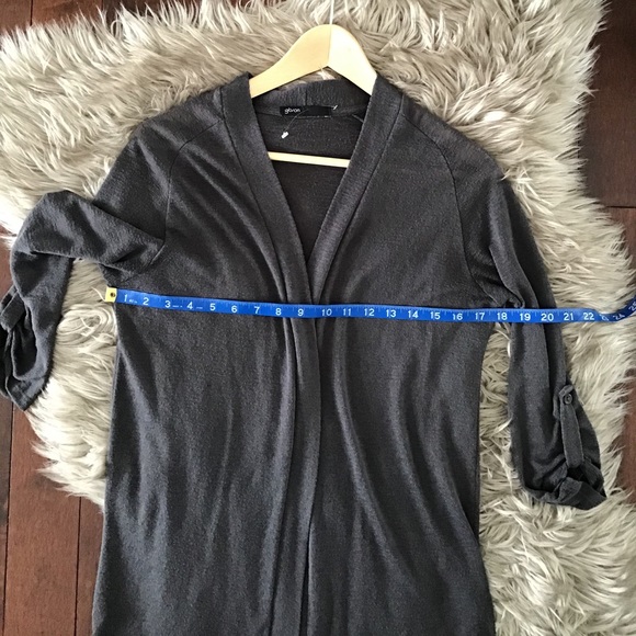 Grey light weight Open Front Sweater - Picture 5 of 10